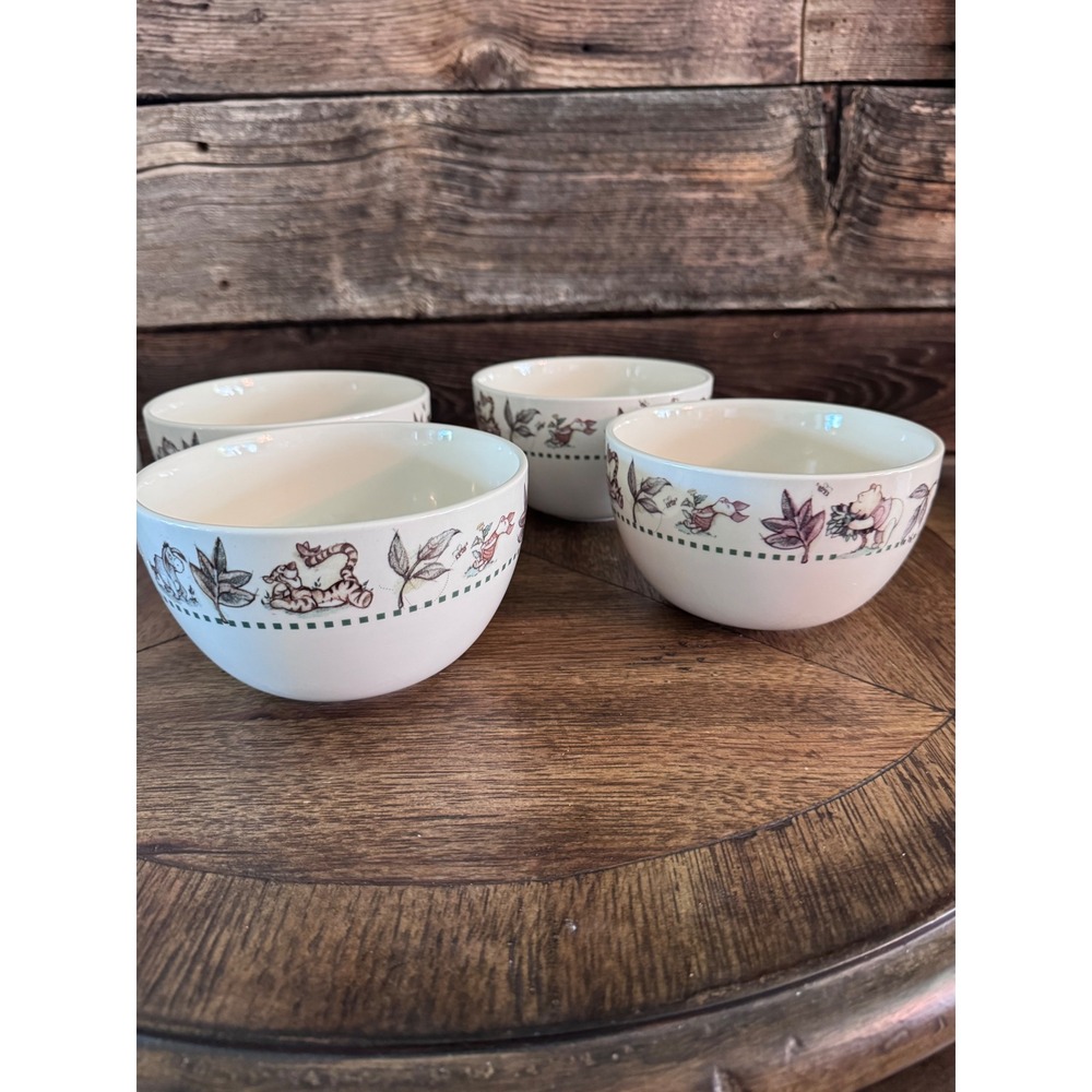 Disney Winnie the Pooh Classic Stoneware Bowls Set of 4 Tigger Piglet Eeyore
